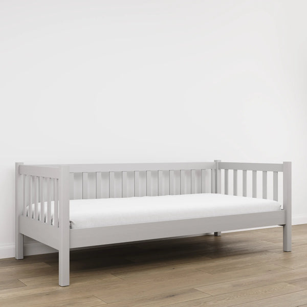 Łóżko sofa N03 popielaty – widok z boku, solidna konstrukcja drewniana